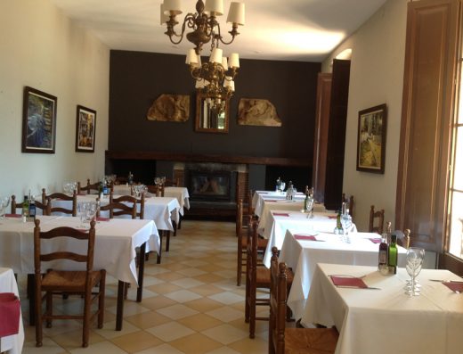 Restaurant Club Casino Tiana